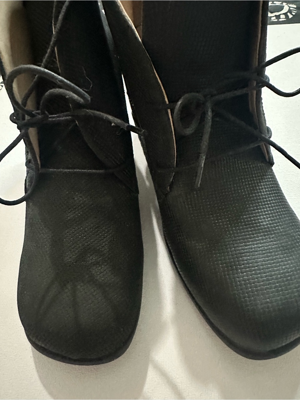 John Fluevog Black Perfect Splendid Lace-Up Textured Ankle Boots Women’s Sz 11 - Picture 7 of 12